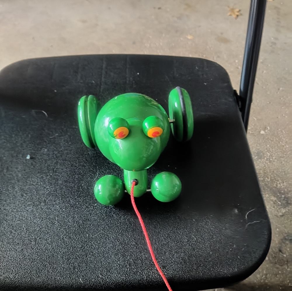 Vintage wooden frog pull toy
